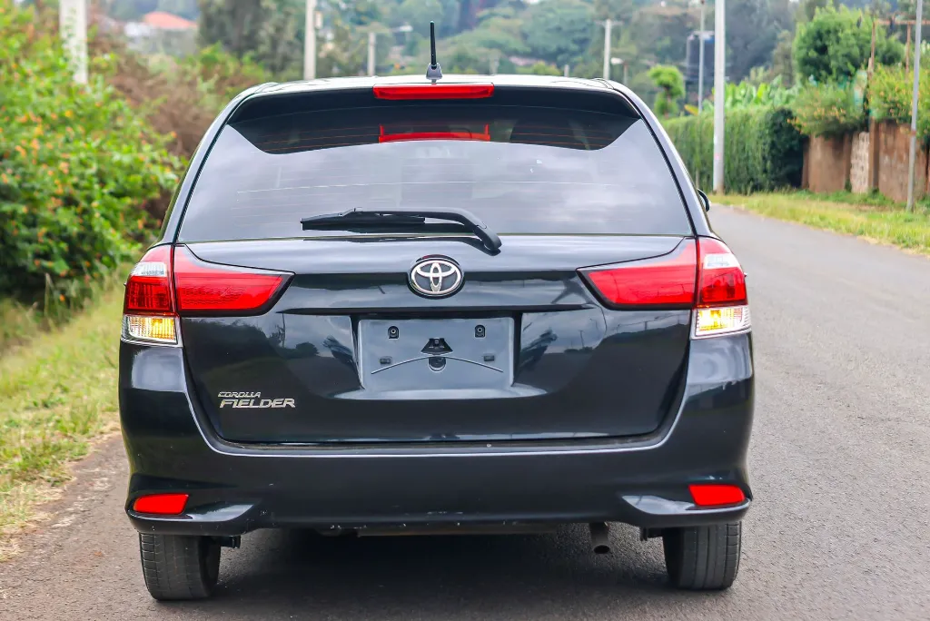 Toyota Fielder 2018 BLACK (8).webp