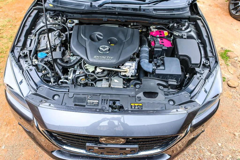 Mazda Axela2 2018 (8).webp