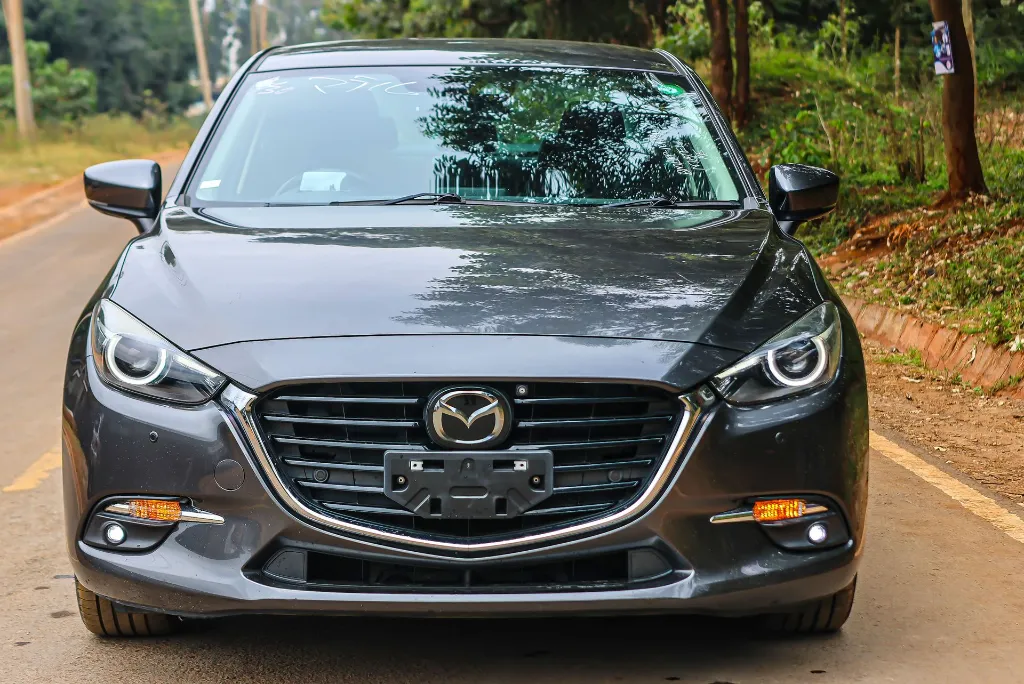 Mazda Axela2 2018 (5).webp