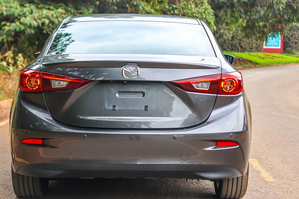 Mazda Axela2 2018 (4).webp