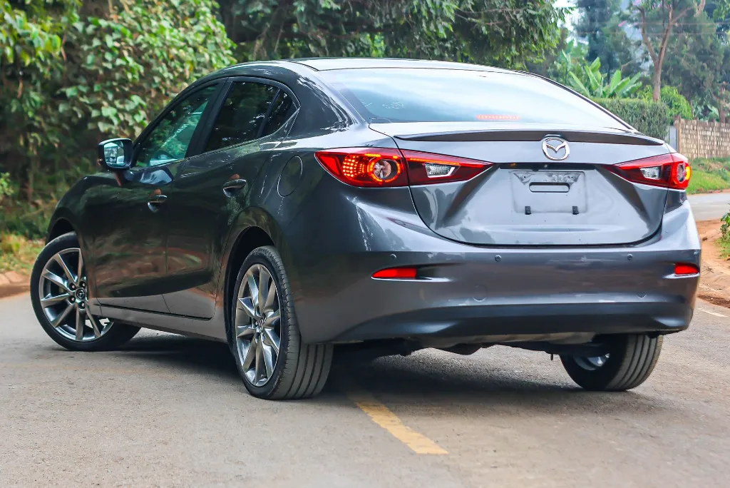 Mazda Axela2 2018 (3).webp