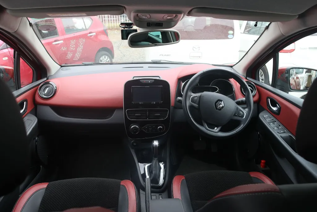  Renault Clio Lutecia 2018 (8).webp