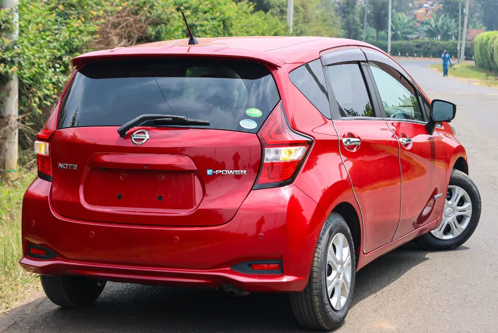 Nissan Note e-Power 2018 Red (5).webp