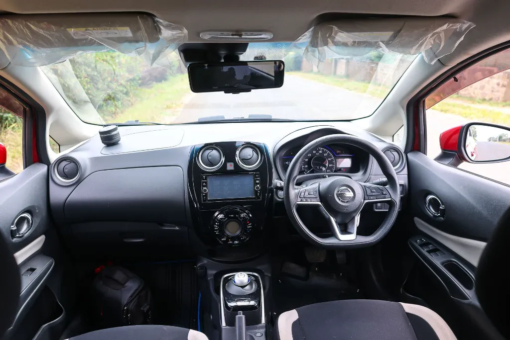 Nissan Note e-Power 2018 Red (12).webp