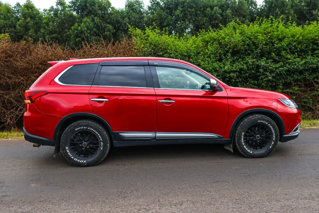 Mitsubishi Outlander 2018 (1).webp