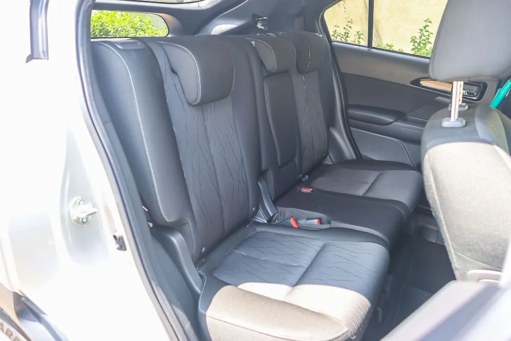  Mitsubishi Eclipse Cross 2018 (1).webp