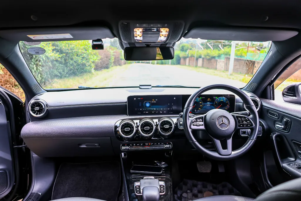 Mercedes-Benz A180 2018 (9).webp