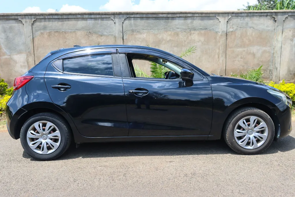  Mazda Demio 2018 (11).webp