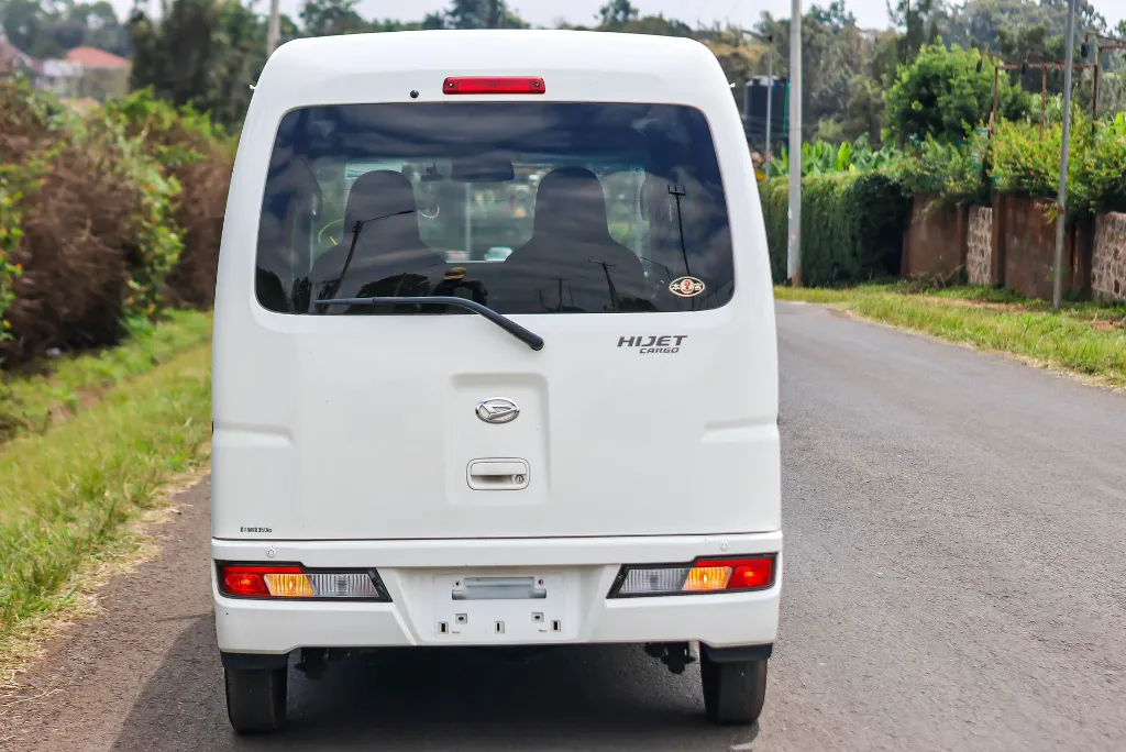 Daihatsu Hijet  (7).webp