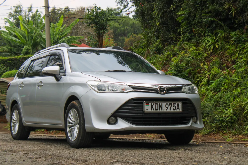 Toyota Fielder (8).webp