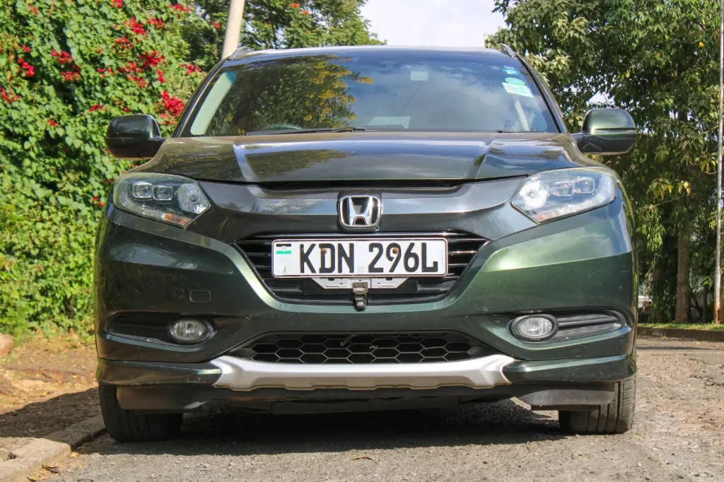 Honda Vezel Hybrid 2015 — Drive Smart, Save More, Enjoy Every Mile